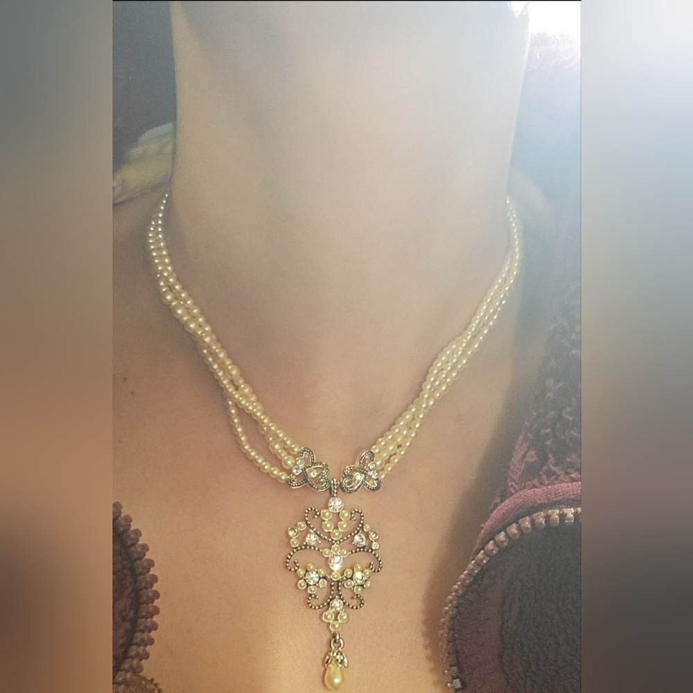 Faux pearl & diamond Victorian choker necklace 15-18 inch adjustable